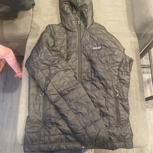 Patagonia men’s nano jacket